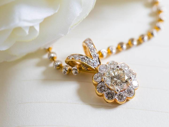 Collier et pendentif Le Havre